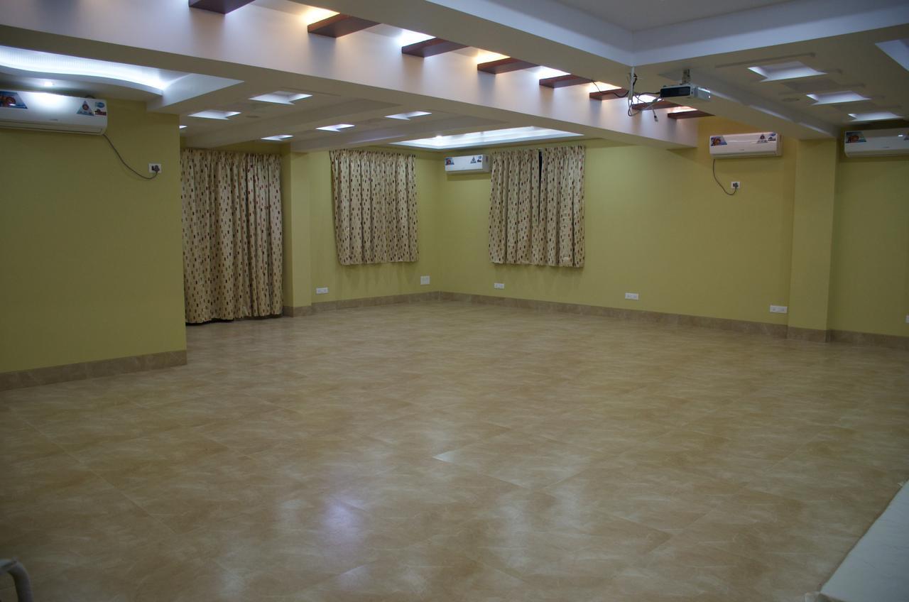 Hôtel Hira Laxmi Residency à Alībāg Extérieur photo