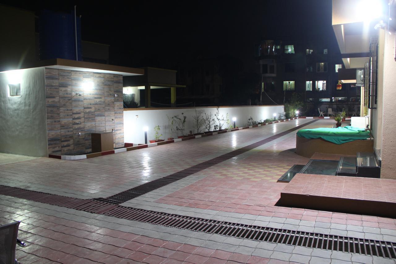 Hôtel Hira Laxmi Residency à Alībāg Extérieur photo
