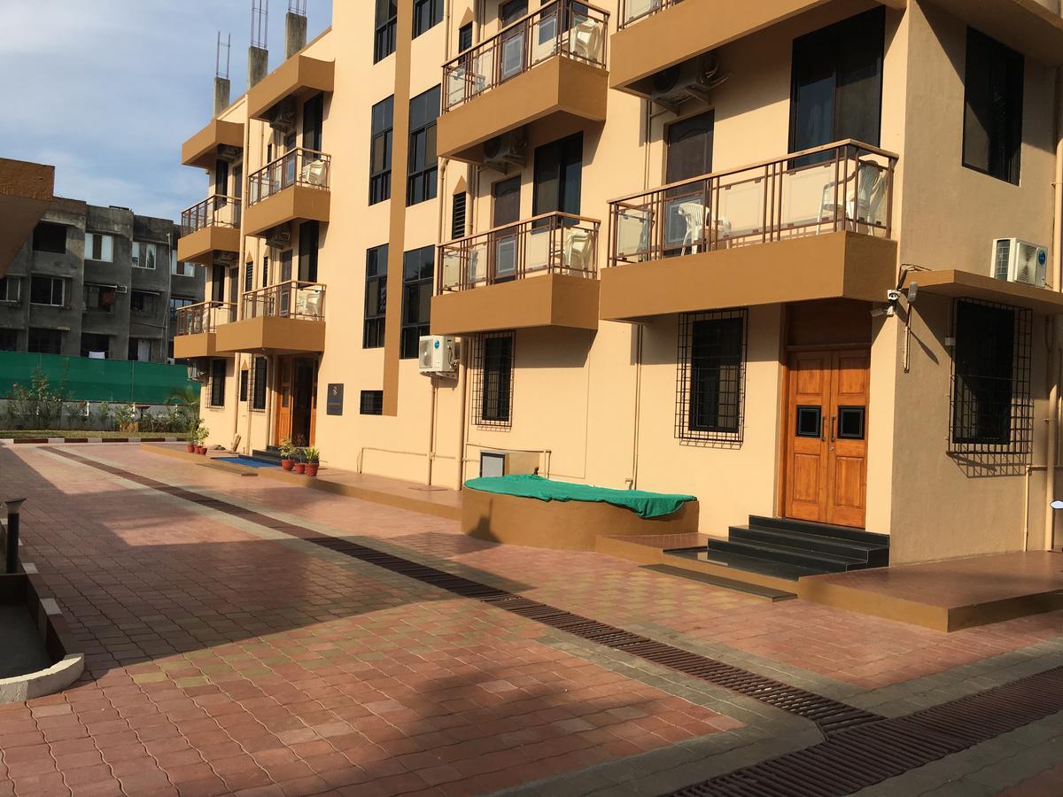 Hôtel Hira Laxmi Residency à Alībāg Extérieur photo